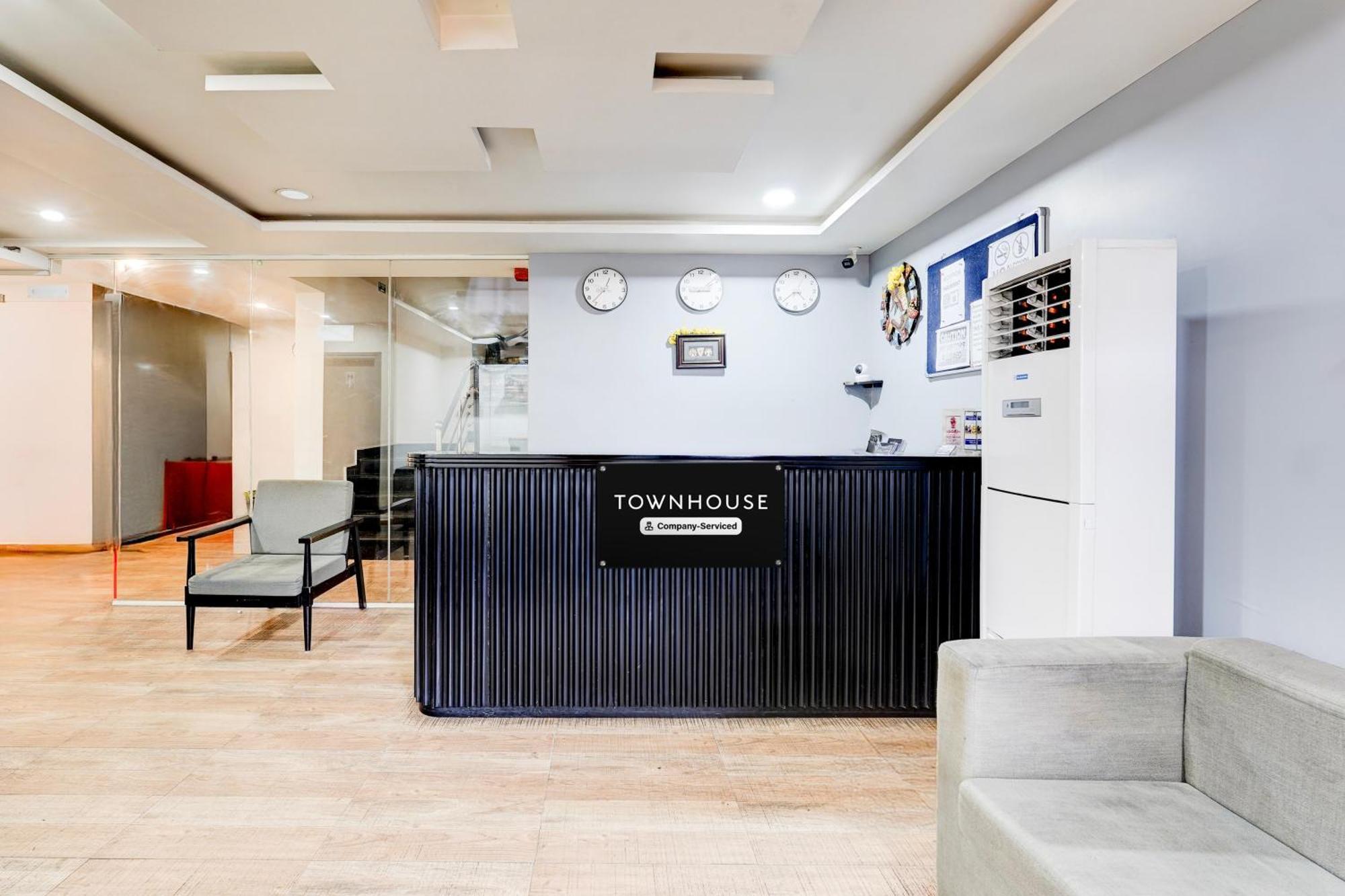 Super Townhouse Tirupati Ξενοδοχείο Εξωτερικό φωτογραφία